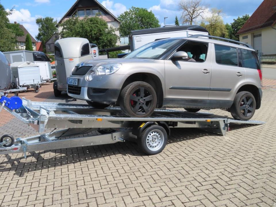 Böckmann-T PV,Autotransporter, 1,8 to. kippbar,PKW Anhänger,100 k - Reboque transporte de veículos: foto 2 Böckmann-T PV,Autotransporter, 1,8 to. kippbar,PKW Anhänger,100 k - Reboque transporte de veículos: foto 2