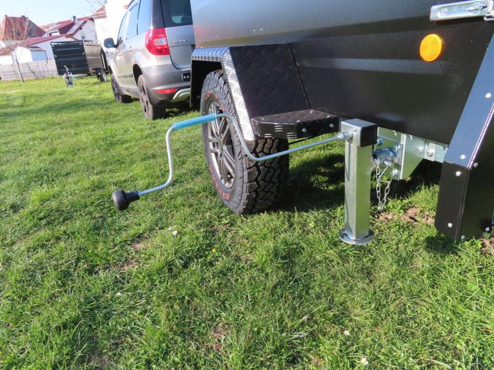 Böckmann TPV KT EB 3 Offroad PKW Anhänger Kofferanhänger 100km/h - Reboque para carros: foto 5 Böckmann TPV KT EB 3 Offroad PKW Anhänger Kofferanhänger 100km/h - Reboque para carros: foto 5