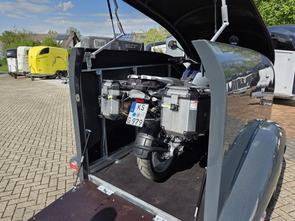 Reboque para moto PKW Anhänger Motorrad Geschlossen Kofferanhänger 1000kg 100km/h: foto 15