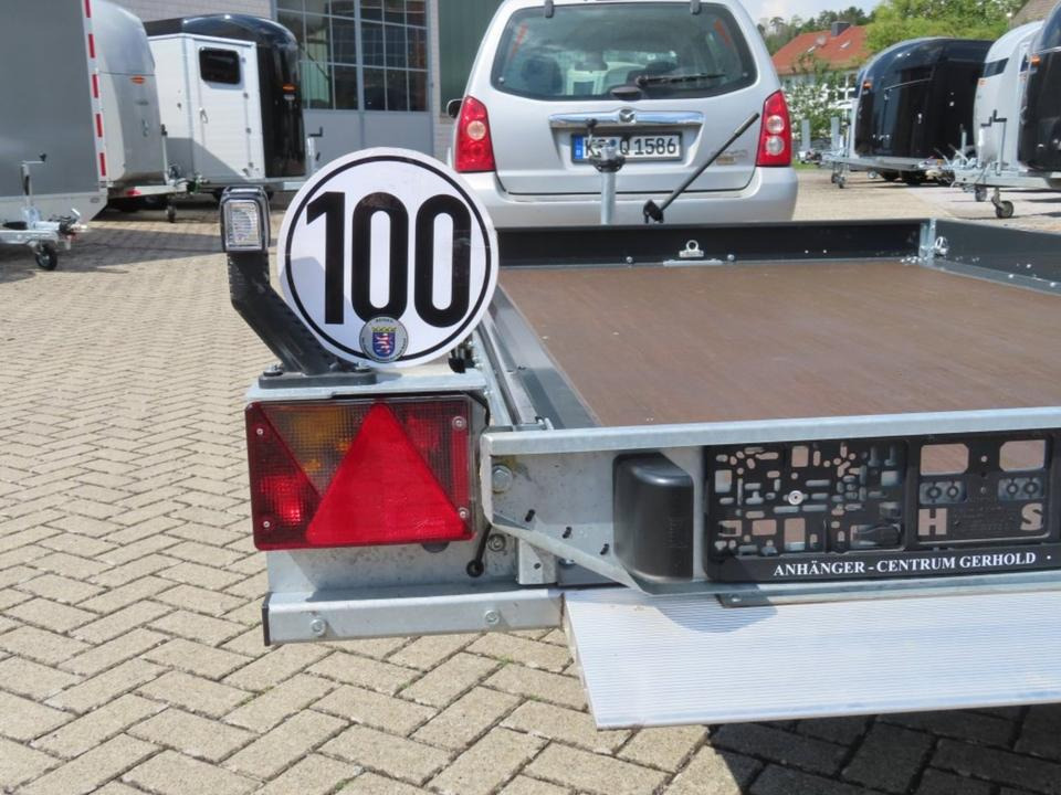 PKW Anhänger, Unsinn, Absenkanhänger UA 3118-18-13, 100 km/h - Reboque para carros: foto 4 PKW Anhänger, Unsinn, Absenkanhänger UA 3118-18-13, 100 km/h - Reboque para carros: foto 4