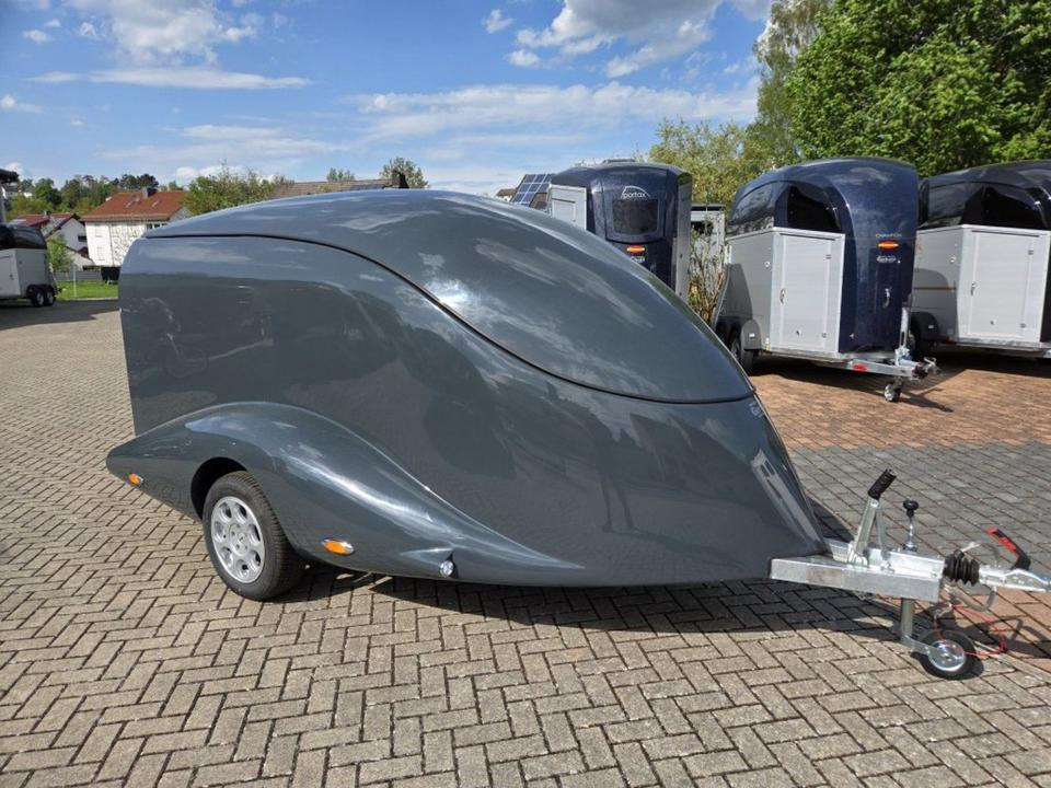 PKW Anhänger geschlossen Motorrad Mieten Leihen 1000kg 100km/h - Reboque para moto: foto 4 PKW Anhänger geschlossen Motorrad Mieten Leihen 1000kg 100km/h - Reboque para moto: foto 4