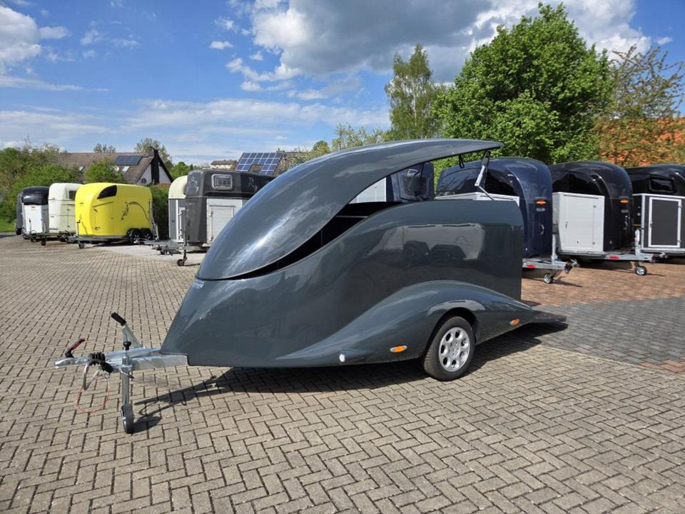 PKW Anhänger geschlossen Motorrad Mieten Leihen 1000kg 100km/h - Reboque para moto: foto 3 PKW Anhänger geschlossen Motorrad Mieten Leihen 1000kg 100km/h - Reboque para moto: foto 3