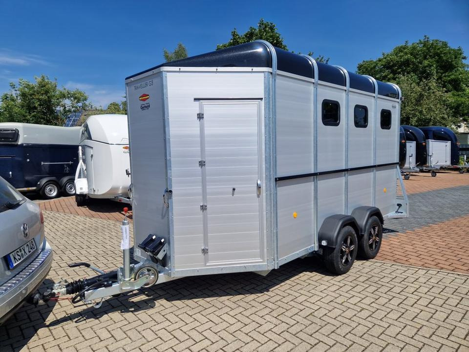Pferdeanhänger Böckmann Traveller G3 - Reboque para cavalos: foto 2 Pferdeanhänger Böckmann Traveller G3 - Reboque para cavalos: foto 2