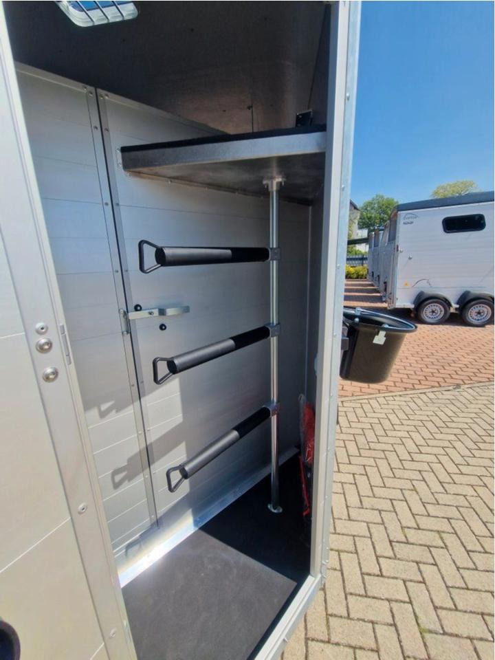 Pferdeanhänger Böckmann Traveller G3 - Reboque para cavalos: foto 5 Pferdeanhänger Böckmann Traveller G3 - Reboque para cavalos: foto 5