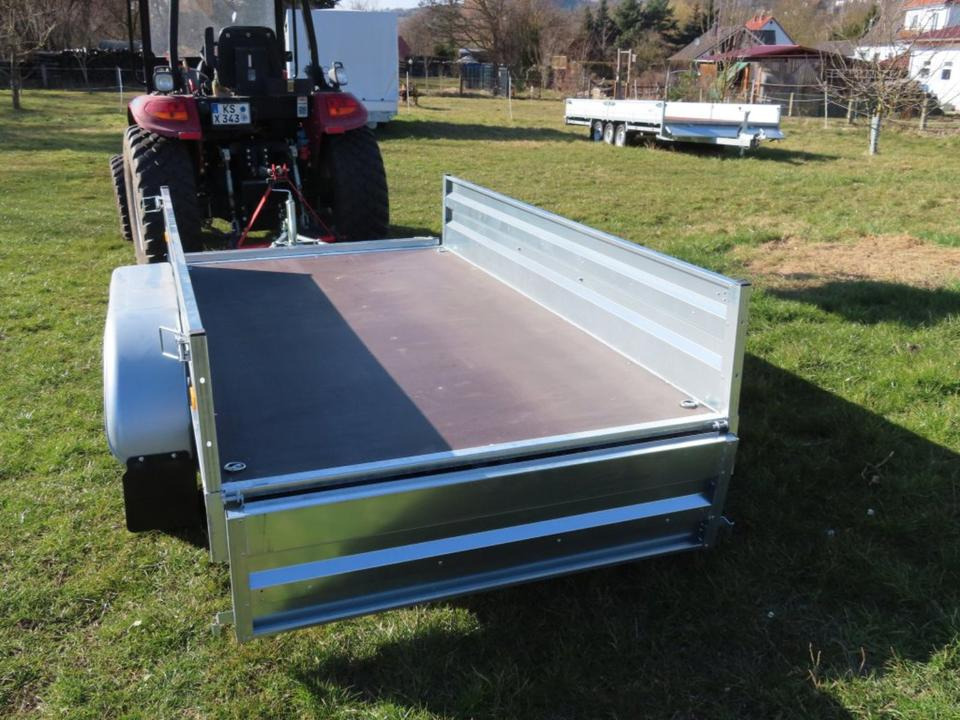 Tandem PKW-Anhänger 750kg Stützrad 2510x1350x370 - Reboque plataforma/ Caixa aberta: foto 3 Tandem PKW-Anhänger 750kg Stützrad 2510x1350x370 - Reboque plataforma/ Caixa aberta: foto 3