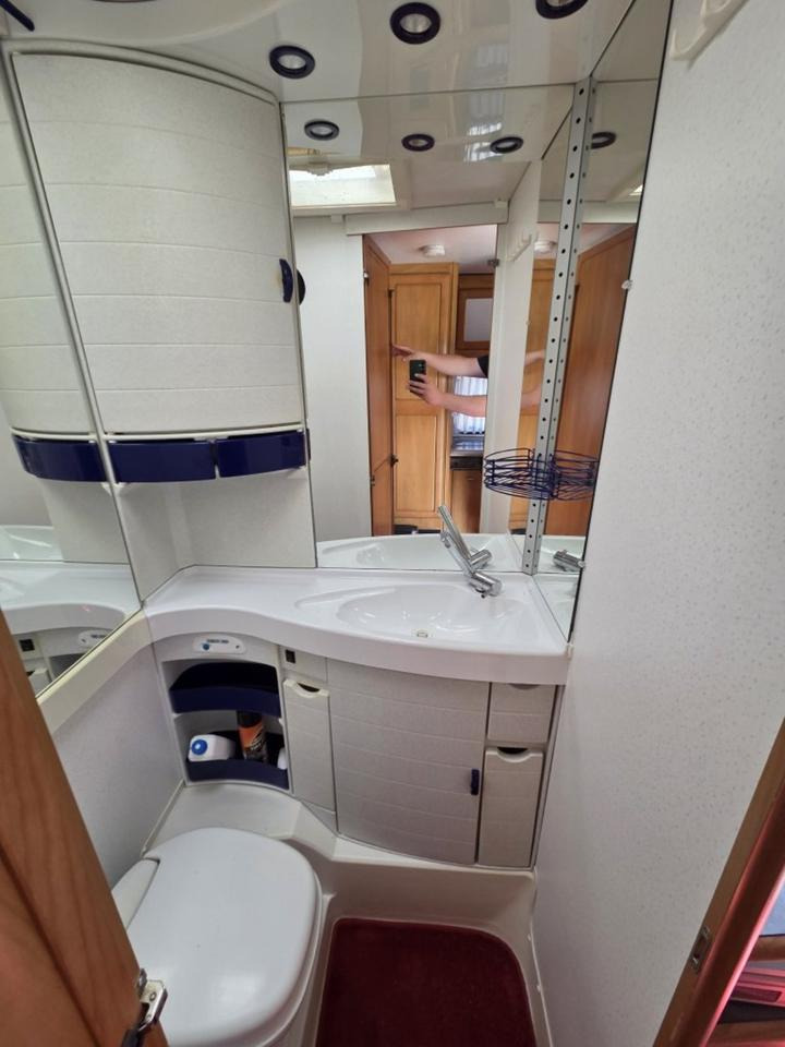 Caravana Wohnwagen Hymer Top Ausstattung Mover Vohrzelt 4x Schlafplätze WC: foto 10