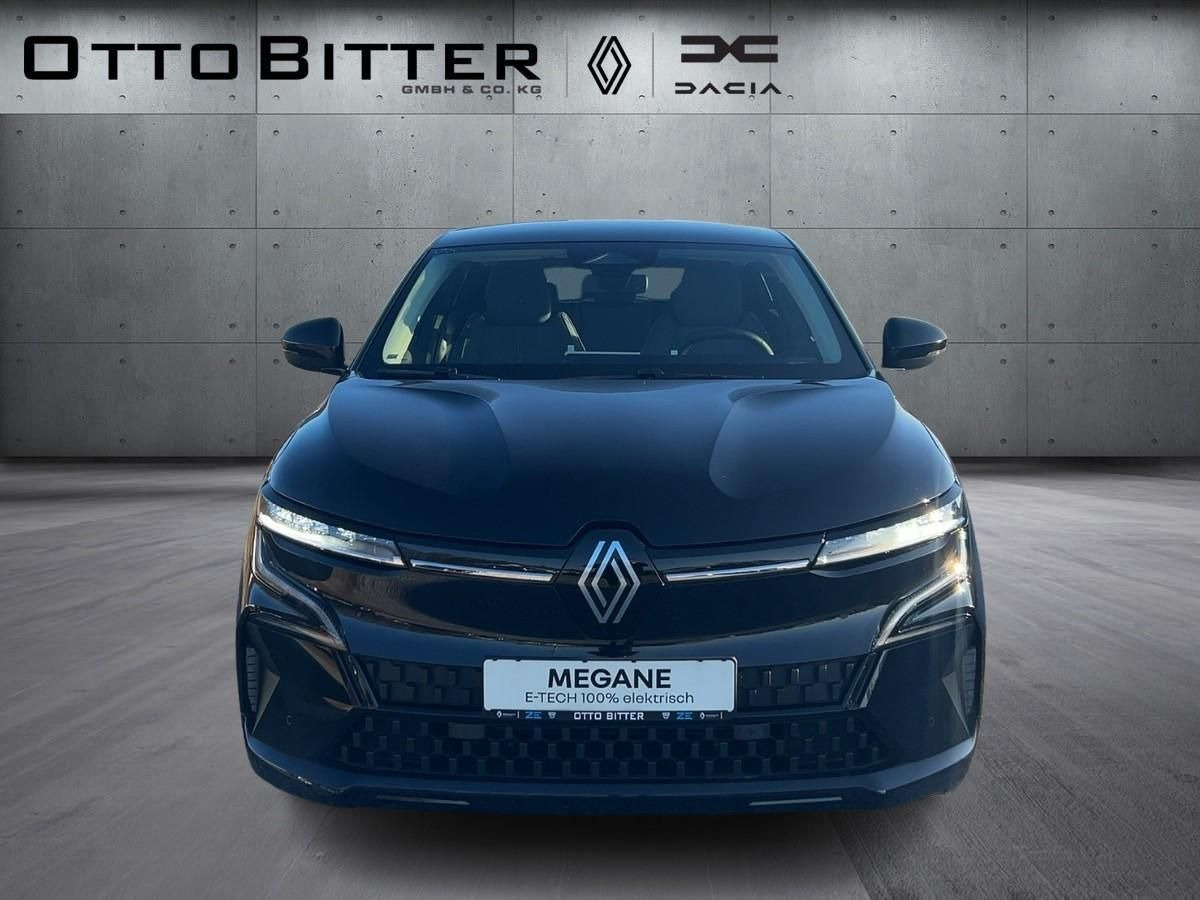 Renault Megane E-Tech Equilibre EV40 CITY-PAKET/SCHUKÓ - Sedan: foto 5 Renault Megane E-Tech Equilibre EV40 CITY-PAKET/SCHUKÓ - Sedan: foto 5