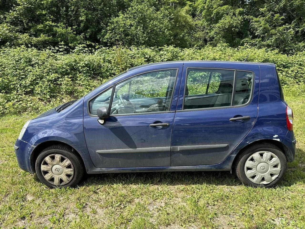 Renault Modus 1.2 Avantage +MOTOR OHNE FUNKTION+ - Sedan: foto 2 Renault Modus 1.2 Avantage +MOTOR OHNE FUNKTION+ - Sedan: foto 2