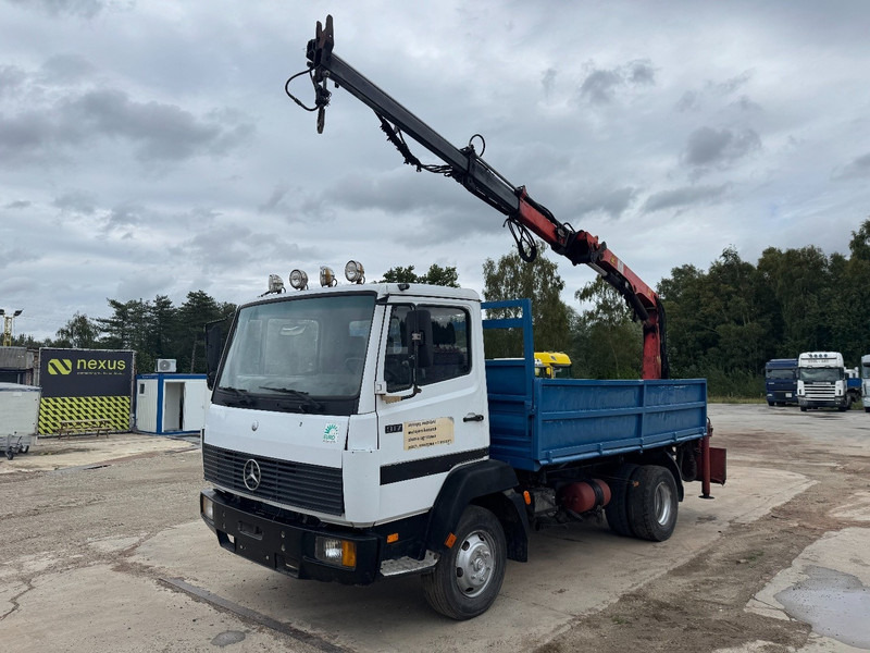 Mercedes-Benz SK 917 (STEEL SUSPENSION / PARLFINGER CRANE / AUXILIARY / 6 CYLINDER WITH MANUAL PUMP) - Camião basculante, Camião grua: foto 1 Mercedes-Benz SK 917 (STEEL SUSPENSION / PARLFINGER CRANE / AUXILIARY / 6 CYLINDER WITH MANUAL PUMP) - Camião basculante, Camião grua: foto 1