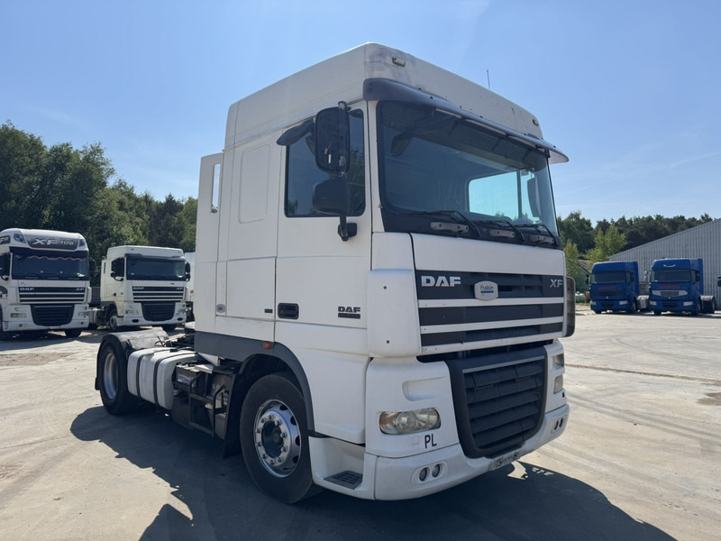 DAF 105 XF 410 Space Cab (MANUAL GEARBOX / BOITE MANUELLE) - Tractor: foto 3 DAF 105 XF 410 Space Cab (MANUAL GEARBOX / BOITE MANUELLE) - Tractor: foto 3