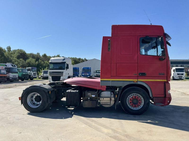 DAF 105 XF 460 Space Cab (MANUAL GEARBOX / BOITE MANUELLE / PTO / HYDRAULIC) - Tractor: foto 4 DAF 105 XF 460 Space Cab (MANUAL GEARBOX / BOITE MANUELLE / PTO / HYDRAULIC) - Tractor: foto 4