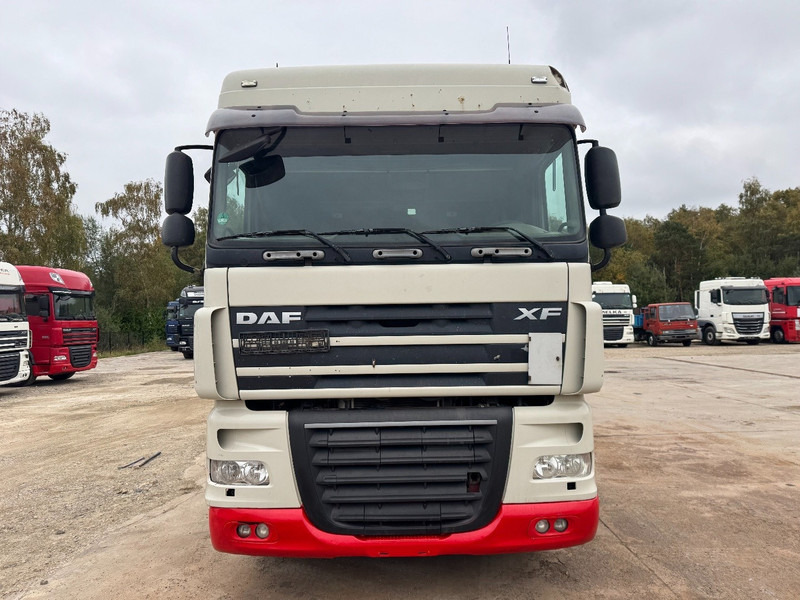 DAF 105 XF 460 Space Cab (MANUAL GEARBOX / BOITE MANUELLE / PTO / HYDRAULIQUE POUR BENNE) - Tractor: foto 2 DAF 105 XF 460 Space Cab (MANUAL GEARBOX / BOITE MANUELLE / PTO / HYDRAULIQUE POUR BENNE) - Tractor: foto 2