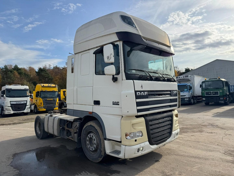 DAF 105 XF 460 Super Space Cab (MANUAL GEARBOX / BOITE MANUELLE) - Tractor: foto 3 DAF 105 XF 460 Super Space Cab (MANUAL GEARBOX / BOITE MANUELLE) - Tractor: foto 3
