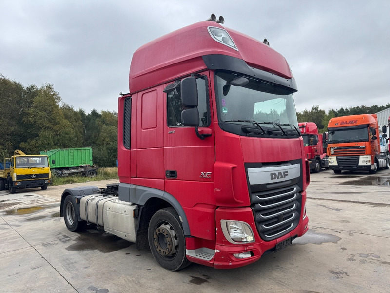 DAF XF 460 Super Space Cab (MANUAL GEARBOX / BOITE MANUELLE) - Tractor: foto 3 DAF XF 460 Super Space Cab (MANUAL GEARBOX / BOITE MANUELLE) - Tractor: foto 3