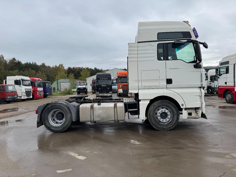 MAN TGX 18.440 (MANUAL GEARBOX / BOITE MANUELLE / PTO / HYDRAULIQUE POUR BENNE) - Tractor: foto 4 MAN TGX 18.440 (MANUAL GEARBOX / BOITE MANUELLE / PTO / HYDRAULIQUE POUR BENNE) - Tractor: foto 4