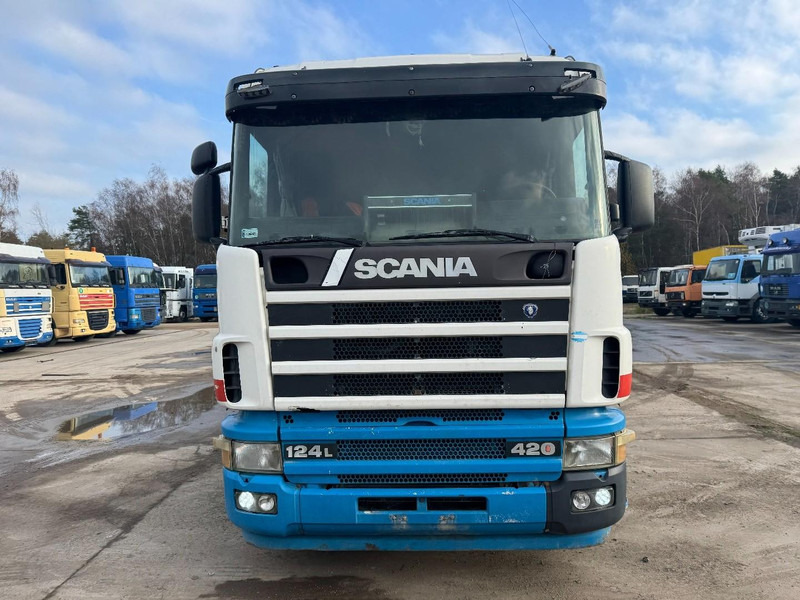 Scania 124 - 420 (MANUAL GEARBOX / BOITE MANUELLE / PTO / HYDRAULIC / PERFECT) - Tractor: foto 2 Scania 124 - 420 (MANUAL GEARBOX / BOITE MANUELLE / PTO / HYDRAULIC / PERFECT) - Tractor: foto 2