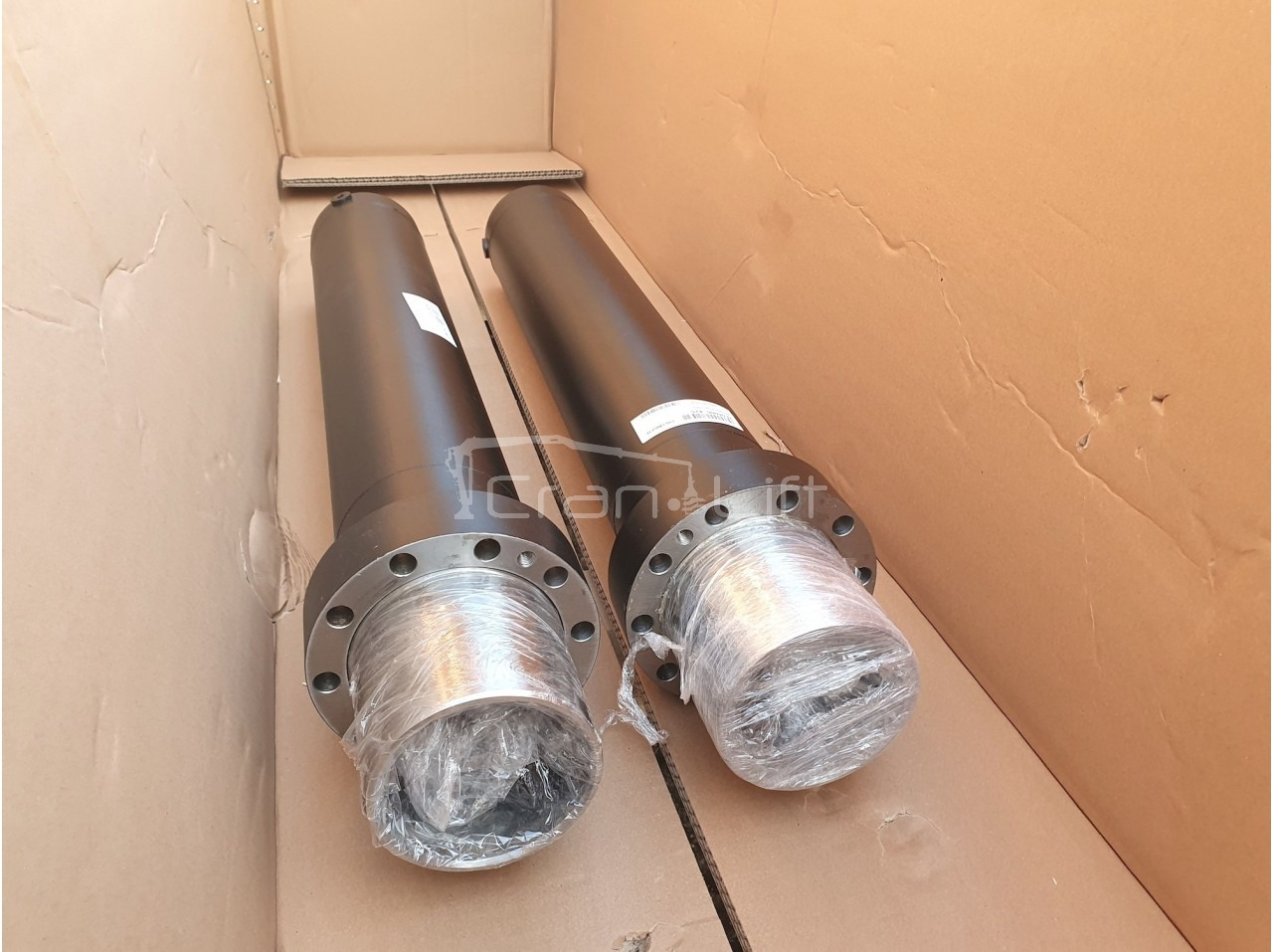 Siłownik, cylinder obrotu Epsilon Q150L, Q150Z, Q170, Q180 YE06006_425 - Cilindro hidráulico por Grua para camião: foto 2 Siłownik, cylinder obrotu Epsilon Q150L, Q150Z, Q170, Q180 YE06006_425 - Cilindro hidráulico por Grua para camião: foto 2