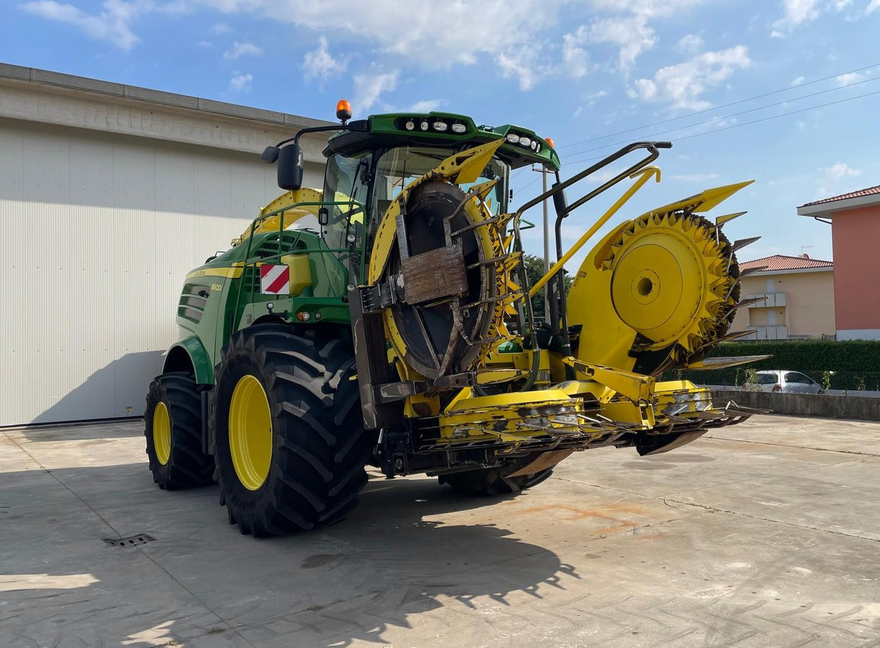 JOHN DEERE TRINCIA 8600i - Picadora de forragem automotriz: foto 4 JOHN DEERE TRINCIA 8600i - Picadora de forragem automotriz: foto 4