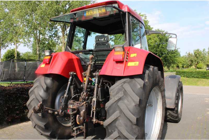 Case IH CS 150 met fronthef en front pto - Trator: foto 4 Case IH CS 150 met fronthef en front pto - Trator: foto 4