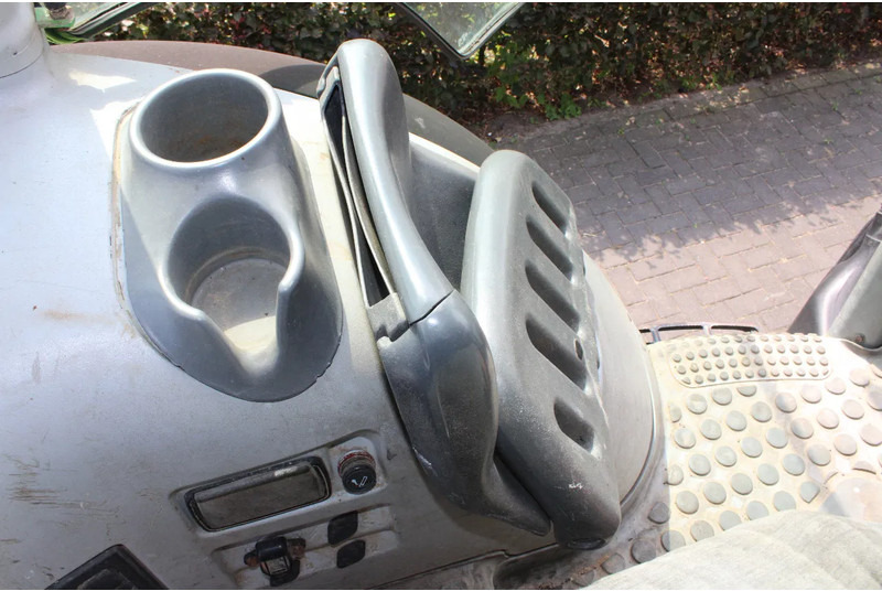 Trator Deutz Agrotron 6.30S: foto 17