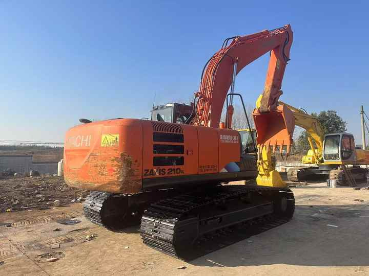 Affordable Hitachi ZX210-5G Used Construction Machinery | Well-Maintained, No Overhauls - Escavadora de rastos: foto 2 Affordable Hitachi ZX210-5G Used Construction Machinery | Well-Maintained, No Overhauls - Escavadora de rastos: foto 2