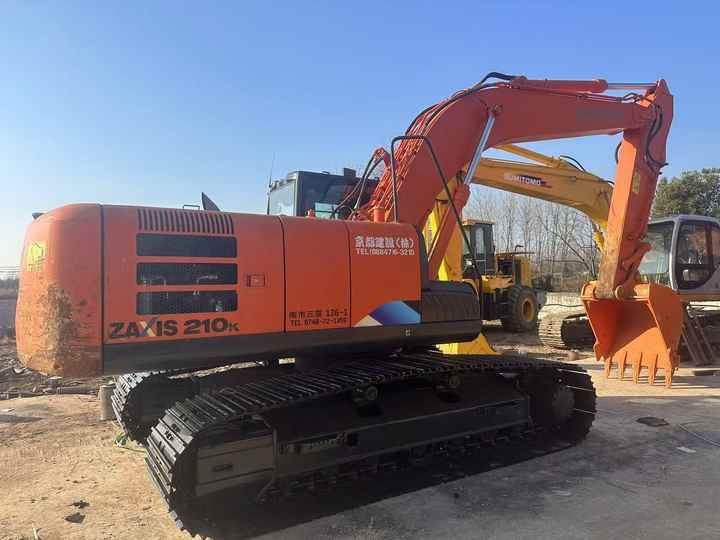 Affordable Hitachi ZX210-5G Used Construction Machinery | Well-Maintained, No Overhauls - Escavadora de rastos: foto 3 Affordable Hitachi ZX210-5G Used Construction Machinery | Well-Maintained, No Overhauls - Escavadora de rastos: foto 3
