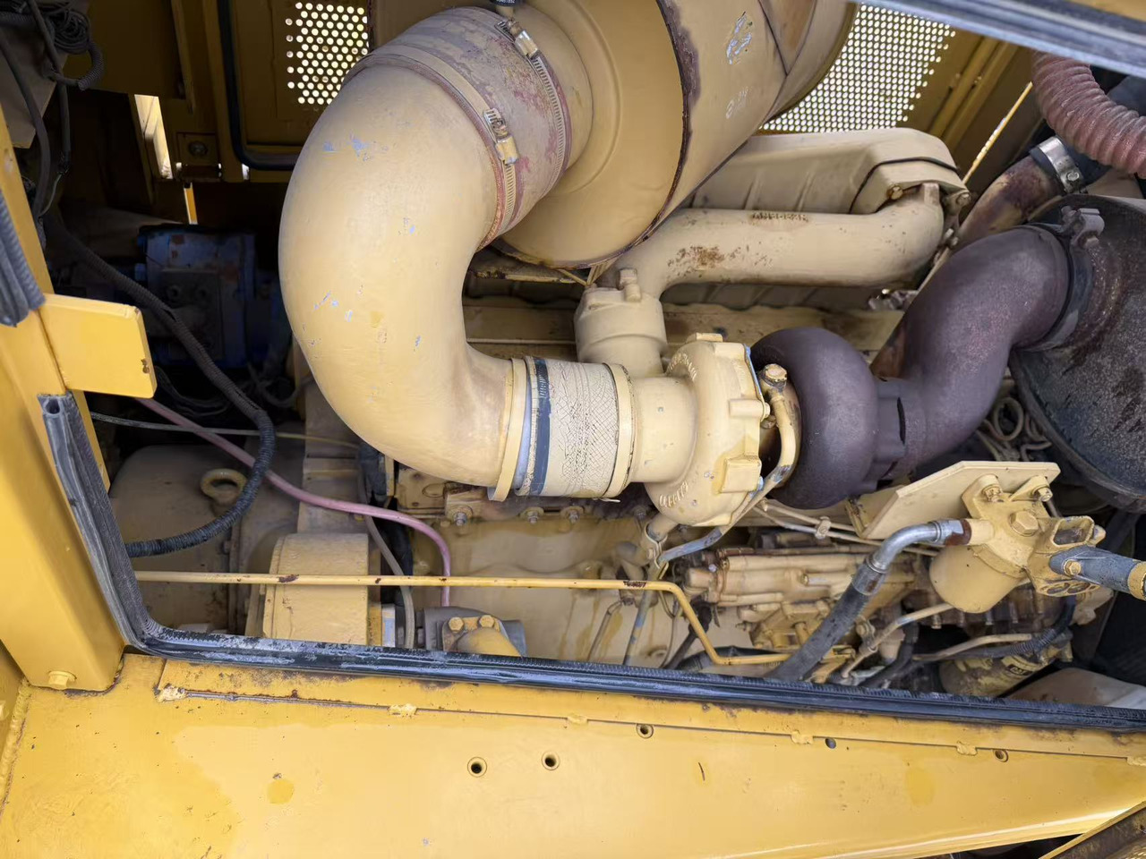 Buldôzer CATERPILLAR D9r: foto 12