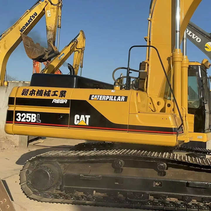 Cat325B Low Working Time CAT 320 325D 315D Excavator Caterpillar Used 25ton Cat325B Medium Size Digger - Escavadeira: foto 1 Cat325B Low Working Time CAT 320 325D 315D Excavator Caterpillar Used 25ton Cat325B Medium Size Digger - Escavadeira: foto 1