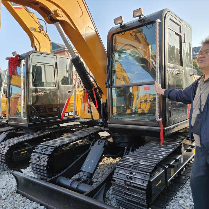 China Brand Used Sany Sy95c Mini Excavator 6ton Crawler Earth Digger Machine for Sale - Escavadora de rastos: foto 3 China Brand Used Sany Sy95c Mini Excavator 6ton Crawler Earth Digger Machine for Sale - Escavadora de rastos: foto 3