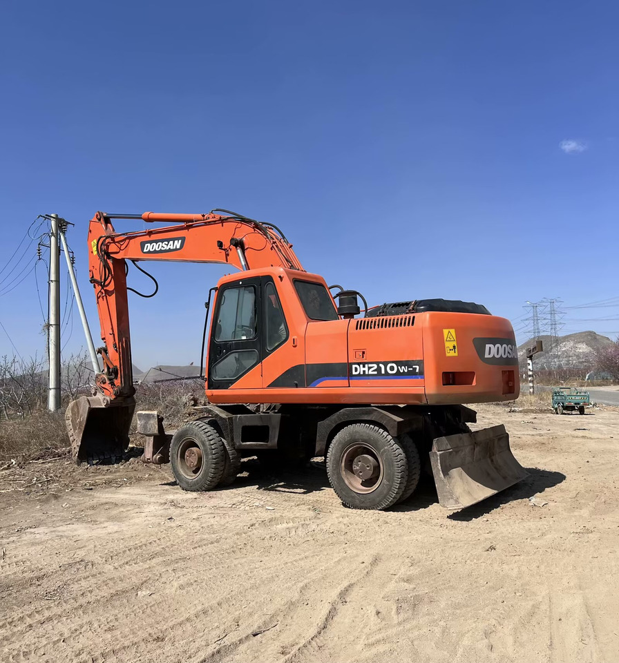 Escavadeira de rodas DOOSAN 210w: foto 6