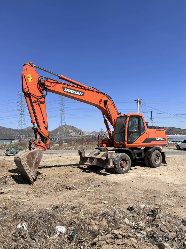 Escavadeira de rodas DOOSAN 210w: foto 11