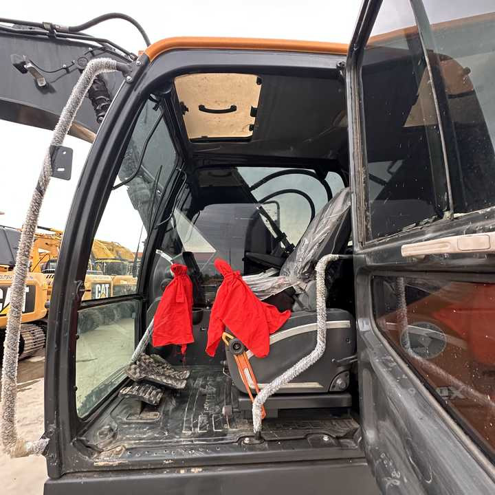 Excellent Performance Korea Brand Hyundai 225-9 Excavator with 800mm Wide Truck Shoe on Hot Sale Used hyundai 220 225 Excavator - Escavadeira: foto 5 Excellent Performance Korea Brand Hyundai 225-9 Excavator with 800mm Wide Truck Shoe on Hot Sale Used hyundai 220 225 Excavator - Escavadeira: foto 5