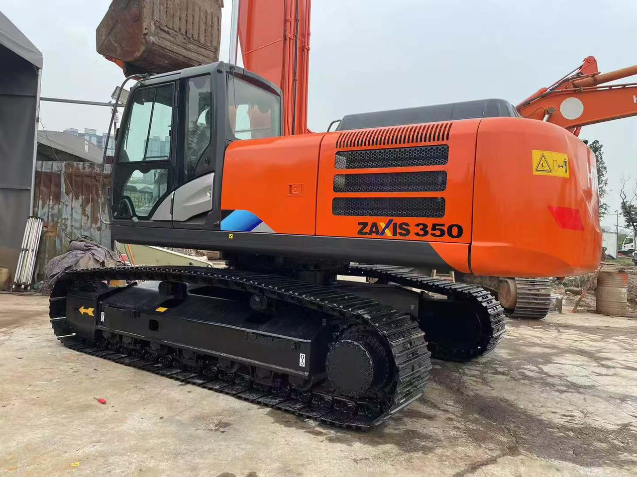 HITACHI 350-5g - Escavadora de rastos: foto 1 HITACHI 350-5g - Escavadora de rastos: foto 1