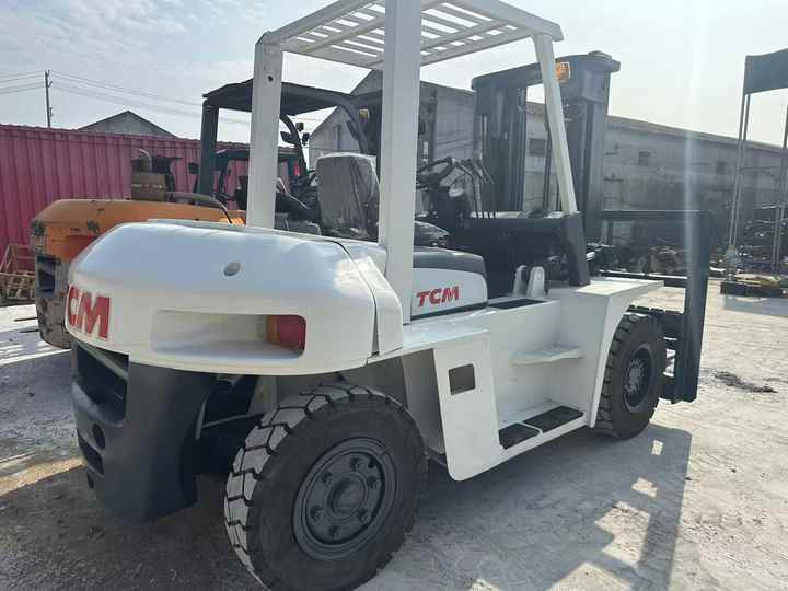 High Quality TCM 7 Ton with Hydraulic Distance Adjustment Used Forklift in Stock Used tcm Forklift 7 Ton Used tcm Fd70 Forklift - Empilhadeira: foto 2 High Quality TCM 7 Ton with Hydraulic Distance Adjustment Used Forklift in Stock Used tcm Forklift 7 Ton Used tcm Fd70 Forklift - Empilhadeira: foto 2