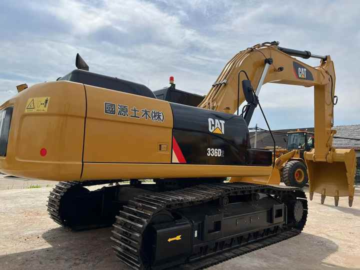 Japan Origin High Quality Used Caterpillar Cat336d Digger Best Price Large 36 Tons Earth-moving Machinery - Escavadora de rastos: foto 3 Japan Origin High Quality Used Caterpillar Cat336d Digger Best Price Large 36 Tons Earth-moving Machinery - Escavadora de rastos: foto 3