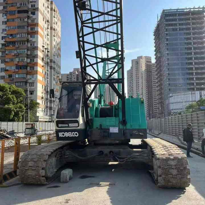 Kobelco 7055-2 Mobile Crane Truck Japan Made Used Heavy Earthmoving Equipment Crane Truck in Good Condition - Grua móvel: foto 2 Kobelco 7055-2 Mobile Crane Truck Japan Made Used Heavy Earthmoving Equipment Crane Truck in Good Condition - Grua móvel: foto 2