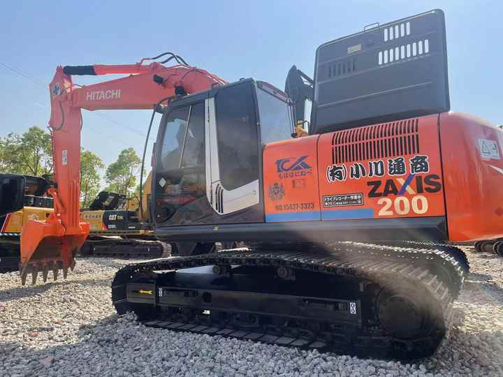 Original Japan Hitachi ZX200-3 Excavator Hitachi Excavator in Low Price for Hot Sale - Escavadora de rastos: foto 4 Original Japan Hitachi ZX200-3 Excavator Hitachi Excavator in Low Price for Hot Sale - Escavadora de rastos: foto 4