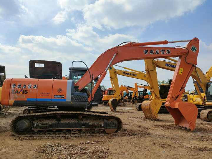 Original Japan Hitachi ZX240 Excavator Hitachi Excavator in Low Price for Hot Sale - Escavadora de rastos: foto 4 Original Japan Hitachi ZX240 Excavator Hitachi Excavator in Low Price for Hot Sale - Escavadora de rastos: foto 4