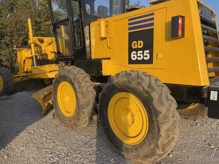 USED Komatsu GD655 Grader with Good Condition for Sale - Motoniveladora: foto 2 USED Komatsu GD655 Grader with Good Condition for Sale - Motoniveladora: foto 2