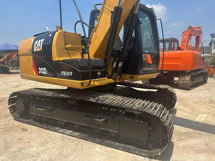 Used CAT 312D2 Excavator | Reliable Heavy-Duty Machine | Low Hours & Affordable Price! - Escavadeira: foto 5 Used CAT 312D2 Excavator | Reliable Heavy-Duty Machine | Low Hours & Affordable Price! - Escavadeira: foto 5