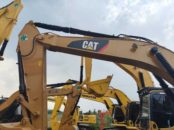 Used Digger CAT 329D2 Construction Machinery Construction Digger Used CAT 329D2 Cheap Excavator - Escavadora de rastos: foto 5 Used Digger CAT 329D2 Construction Machinery Construction Digger Used CAT 329D2 Cheap Excavator - Escavadora de rastos: foto 5