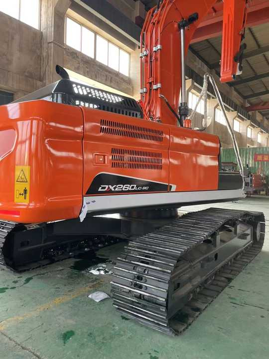 Used Digger DOOSAN DX230 Construction Machinery Construction Digger Used DOOSAN DX230 Cheap Excavator - Escavadora de rastos: foto 2 Used Digger DOOSAN DX230 Construction Machinery Construction Digger Used DOOSAN DX230 Cheap Excavator - Escavadora de rastos: foto 2