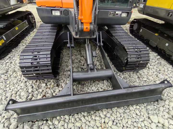 Used Digger DOOSAN DX60 Construction Machinery Construction Digger Used DOOSAN DX60 Cheap Excavator - Escavadora de rastos: foto 4 Used Digger DOOSAN DX60 Construction Machinery Construction Digger Used DOOSAN DX60 Cheap Excavator - Escavadora de rastos: foto 4