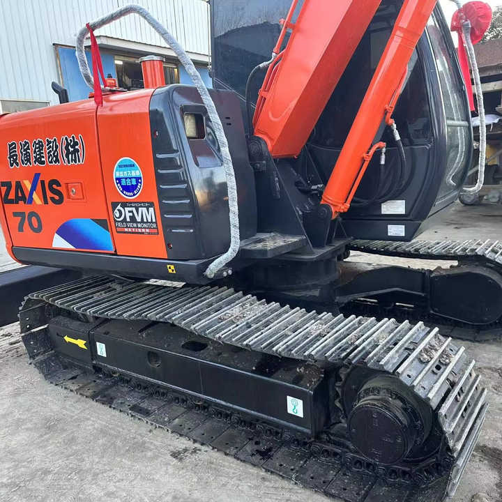 Used Excavator Good Quality Low Price Hitachi ZX70 Excavator in Good Condition for Sale - Escavadora de rastos: foto 1 Used Excavator Good Quality Low Price Hitachi ZX70 Excavator in Good Condition for Sale - Escavadora de rastos: foto 1