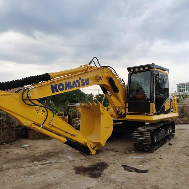 Used Good Quality Japan Original PC130 in Good Condition PC130 Komatsu - Escavadeira: foto 4 Used Good Quality Japan Original PC130 in Good Condition PC130 Komatsu - Escavadeira: foto 4