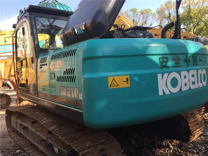 Used High-quality Original Japan Kobelco SK210-8 Crawler Excavator in Hefei - Escavadeira: foto 5 Used High-quality Original Japan Kobelco SK210-8 Crawler Excavator in Hefei - Escavadeira: foto 5