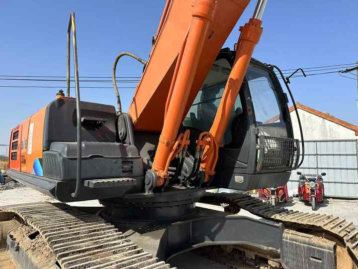 Used Hitachi Zx 350 Excavator with Loe Shipping and Certificate Global Shipping - Escavadora de rastos: foto 3 Used Hitachi Zx 350 Excavator with Loe Shipping and Certificate Global Shipping - Escavadora de rastos: foto 3