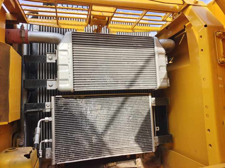 Escavadeira Used Koamtsu Pc200 Excavator for Sale  Original Japan Brand Koamstu Pc200-7 200-8 Pc220-8 Excavator for Sale [ Copy ]: foto 6