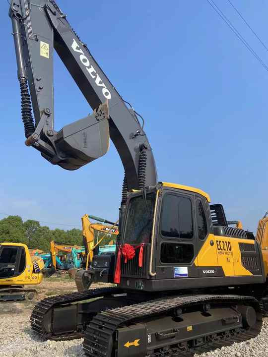 Used Korea Brand volvo Ec210 Excavator for Sale - Escavadora de rastos: foto 3 Used Korea Brand volvo Ec210 Excavator for Sale - Escavadora de rastos: foto 3