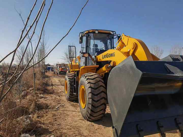 Used LIUGONG 856H wheel in Good Condition for sale 90%new uesd Loader liugong 856h Used Loader For Sale - Pá carregadora de rodas: foto 5 Used LIUGONG 856H wheel in Good Condition for sale 90%new uesd Loader liugong 856h Used Loader For Sale - Pá carregadora de rodas: foto 5